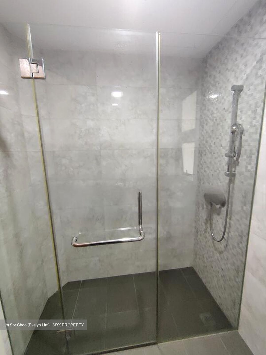 Jalan Tanjong (D16), Terrace #477558301